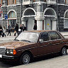 В Саратове продают раритетный Mercedes из Крыма